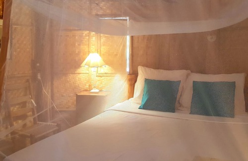 Romblon Island Hostel | Coral Canyon Romblon - Hostel