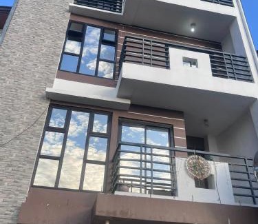 Baguio House | Cornell's Foggy Mountain Inn