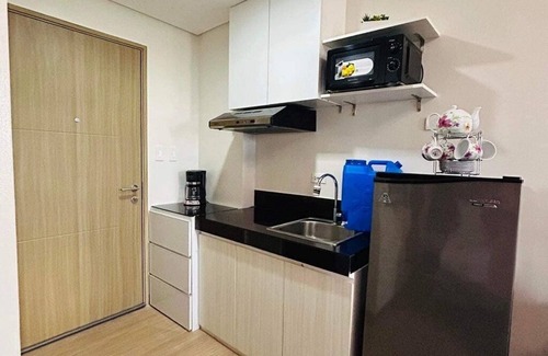 Trece Martires Condo | Cozy 1-bedroom condo with AC, WiFi in wonderful Trece Martires