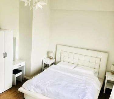 Mactan Export Processing Zone Apartment | Cozy and Sunny Apartment near to Mactan Cebu International Airport - Amani Grand Resort & Residences