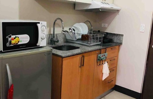 Socorro Apartment | Cubao ManhattanHeights Unit14k Tower D, Studio