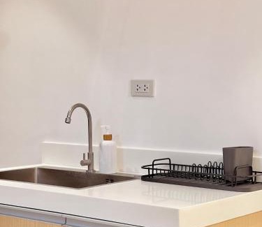 Pallocan Apartment | Debbie's Modern 1 BR Condo Unit