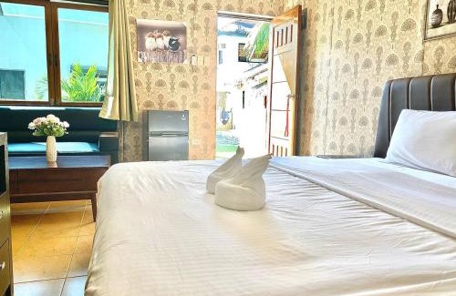 Mindoro Hotel | Dolphin bay resort