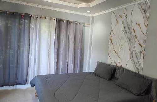 Looc Hostel | Eazy Stay Room Rental