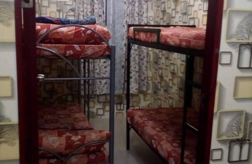 Tondo Hostel | EDMAR 732 (Family room - Breakfast Included) Unit #4