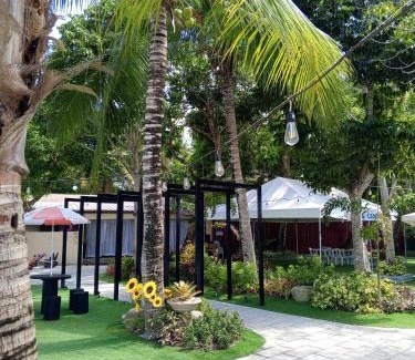 Pili Hotel | Elizabeth Hotel - Naga