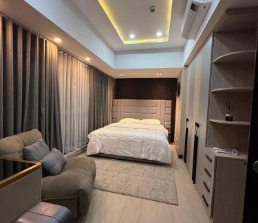 Bonifacio Global City House | Executive Suites 4 Bedroom Condo Uptown Parksuites Bgc