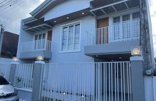 Santa Rosa House | Family Friendly Cozy Village Stay Sta Rosa Belair