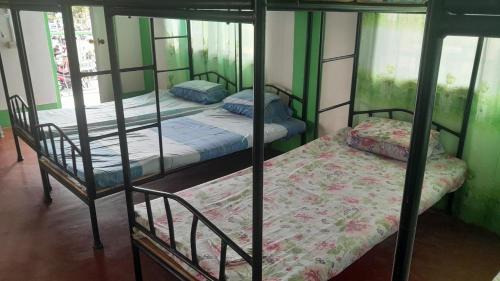 San Juan Hostel | Fishermen's Den dorm