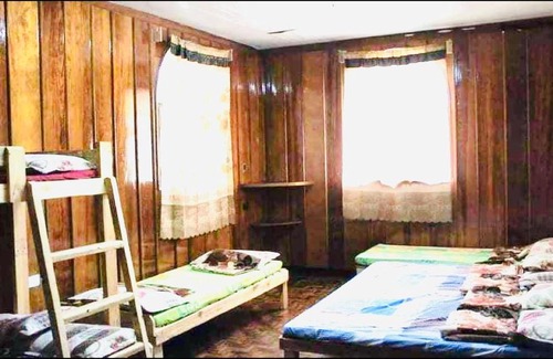 Baguio House | Flores Transient Homestay