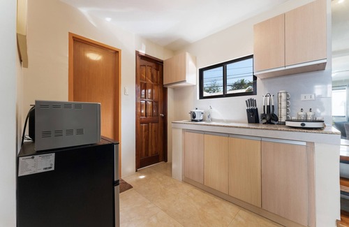 Cebu House | Furnished 3BR House | WiFi, Netflix, Washer and Parking