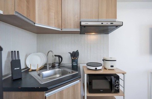 Cebu Apartment | Furnished Studio | City View, WiFi, Netflix and Pool