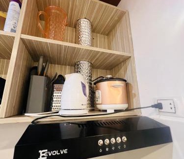 Imus House | Gavin's Cozy Place Wifi Petfriendly Karaoke Parking