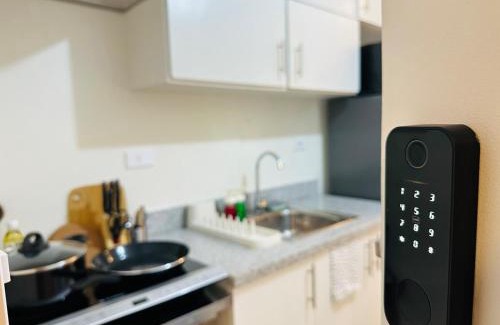 Binan City Apartment | Getaway Haven at Southwoods, Biñan with Fast Internet