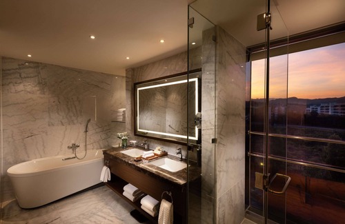 Clark Resort | Hilton Clark Sun Valley Resort