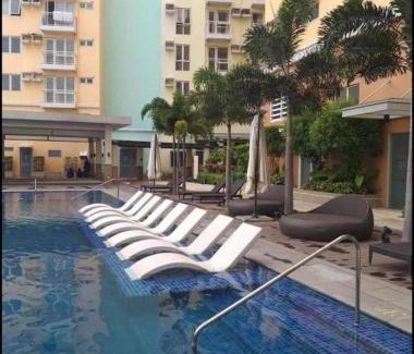 Binan City Apartment | Holly's Place by Motorists Transient House