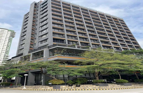 Alabang Hotel | Hotel ∙ 8 guests