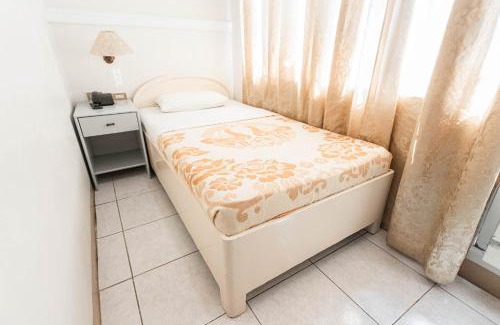 Downtown Tacloban Hotel | Hotel Canelsa