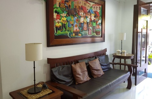 Bantay Hotel | Hotel Lola Natividad
