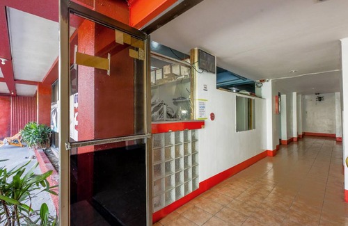 Quezon City Hotel | Hotel ∙ 10 guests
