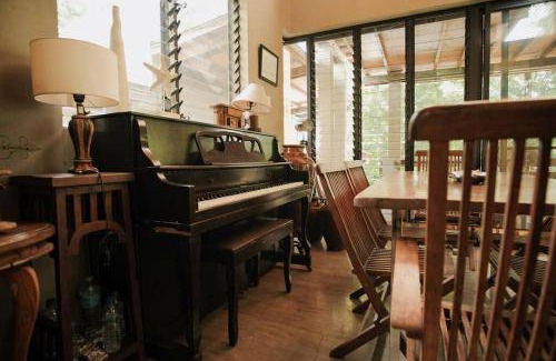 Danao City House | House ∙ 2 bedrooms ∙ 10 guests