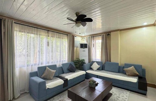 Dipolog House | House ∙ 3 bedrooms ∙ 8 guests
