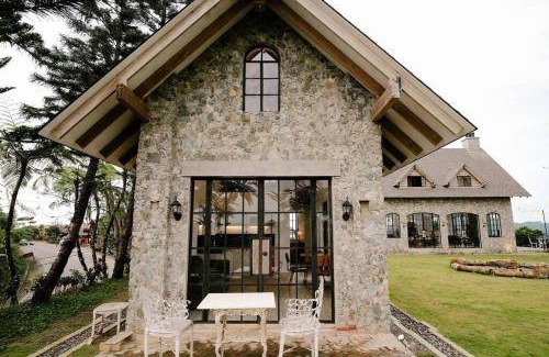 Balamban House | House ∙ 4 bedrooms ∙ 15 guests