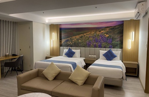 Ibajay Resort | JAMINS HOTEL & RESORT INC