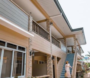 Santa Fe Resort | Jelly's Haven Resort