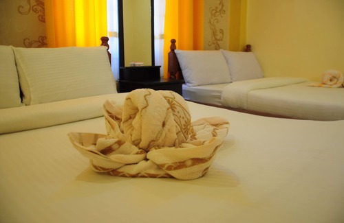 Coron Town Proper Hotel | Jim's Castle Inn