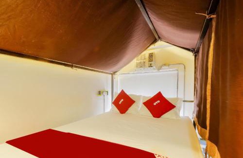 Downtown Hotel | Junction Hostel, Poblacion Makati Avenue, Manila