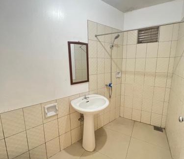 Currimao Hotel | Kadilian Beach House