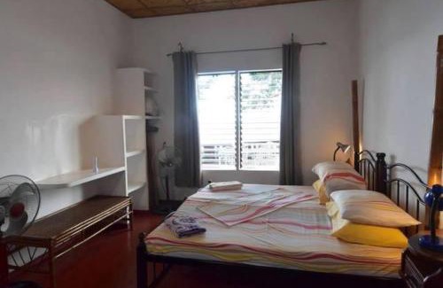 Puerto Galera Villa | Kasbah Remo Villa Puerto Galera