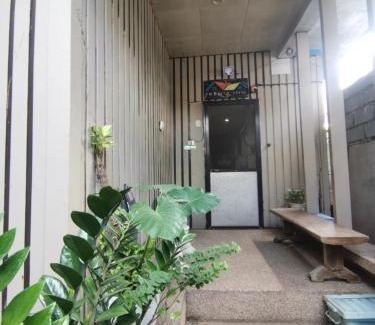 Coron Town Proper House | Ken's Inn
