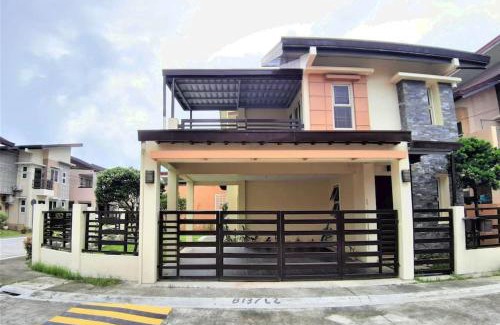 Angeles City House | La Casa Felice