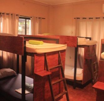 Moalboal Hostel | Laguno Hostel and Guest House