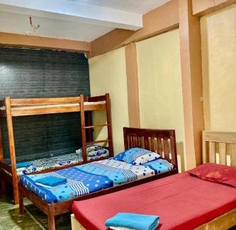 San Pedro Hostel | Larosa Hostel Puerto Princesa