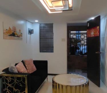 Lipa Apartment | Luna Modern Guesthouse Loft House up and Down