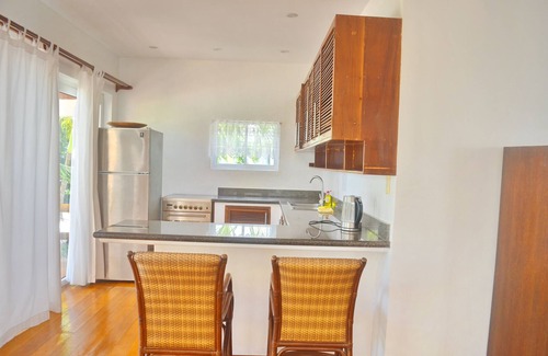 Manoc-Manoc House | Mabuhay Beach House