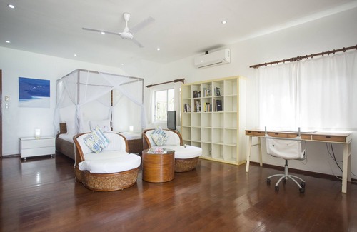Manoc-Manoc House | Mabuhay Beach House