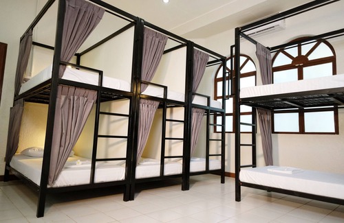 Dumaguete Hostel | Mad Monkey Dumaguete
