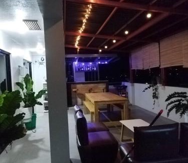 Tagbilaran House | Mamay's Homestay