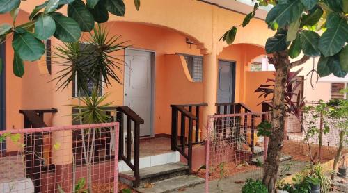 Daanbantayan Hotel | Mandurah's Inn, Malapascua