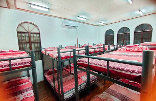 Tatalon Hostel | Mang Ben Dormitory - Kaliraya QC - Hostel