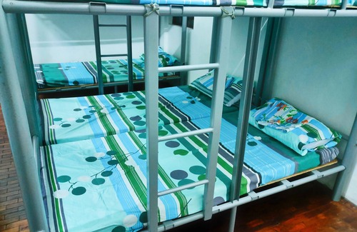 Tatalon Hostel | Mang Ben Dormitory - Kaliraya QC - Hostel