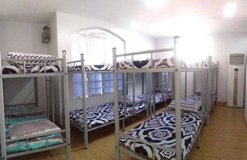 Santo Domingo Hostel | Mang Ben Dormitory is a Budget-friendly hostel in Quezon City, Metro Manila
