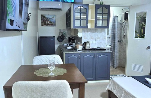 Looc Apartment | Mangotree Apartel & Resor