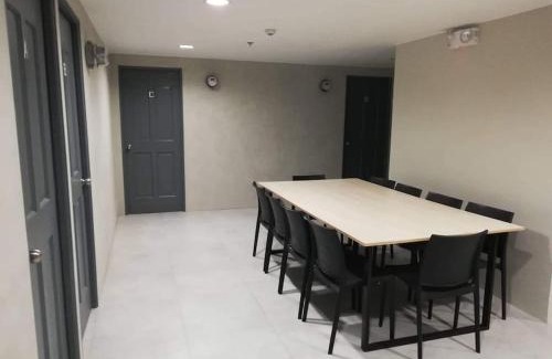 Ermita Apartment | Manila Real Residences Studio 8B