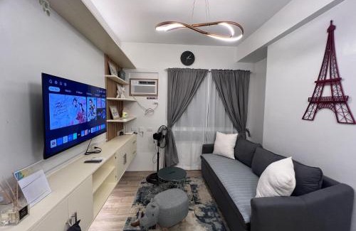 Bantud Hacienda Apartment | Mavita's City HideAway ONE BEDROOM CONDO