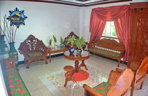 Legazpi Hostel | Mayon Backpackers Hostel